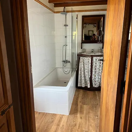 Oasis Hill Botanical Garden