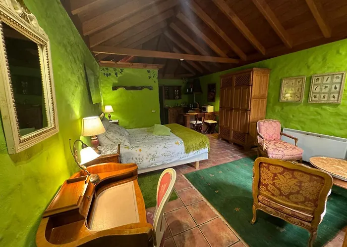 롯지 Oasis Hill Botanical Garden