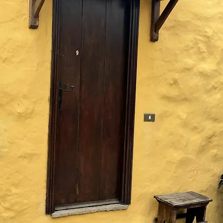 Lodge Oasis Hill Botanical Garden